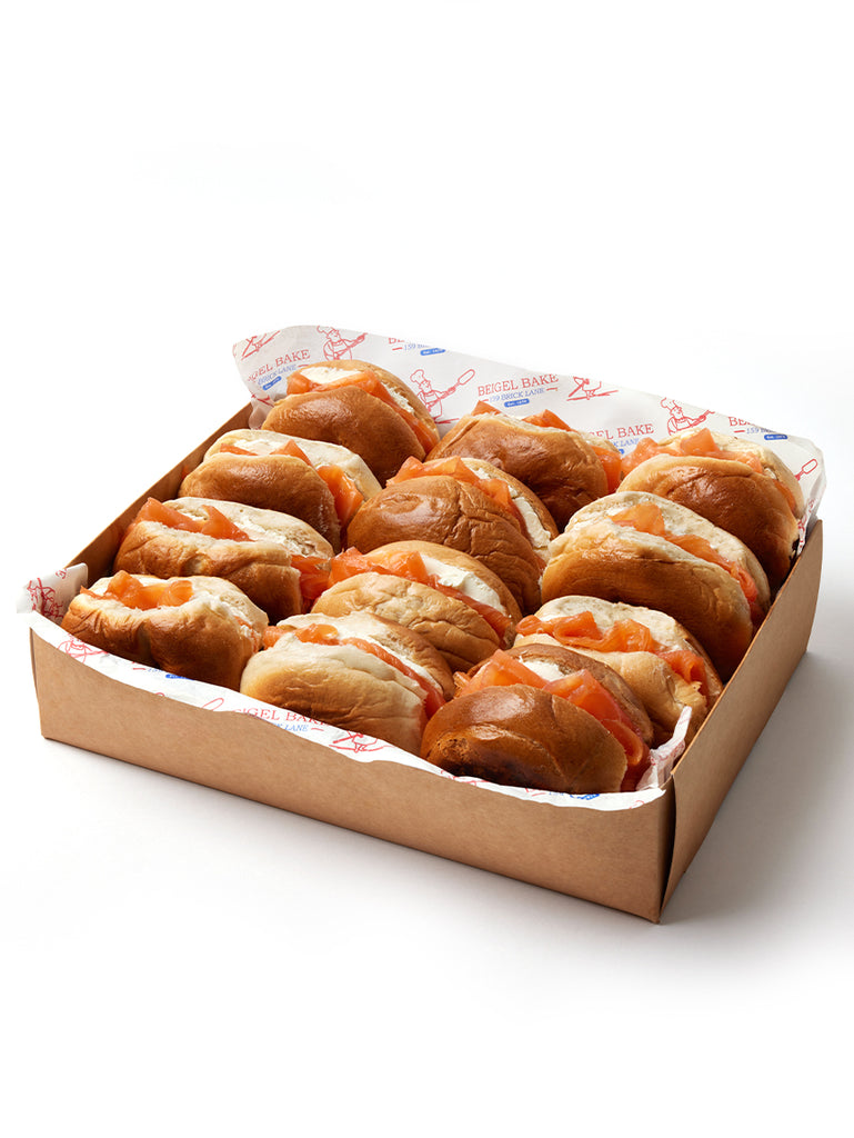 Smoked Salmon & Cream Cheese Platter - Plain Beigels (12 Servings)